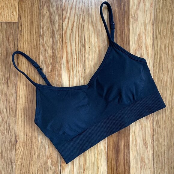 Old Navy Other - Old Navy Sports Bra (Black) Size M